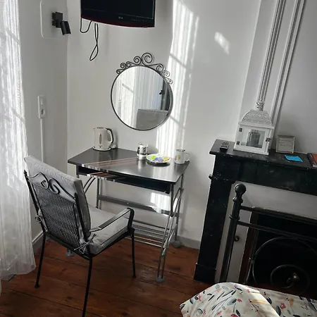 Le Medoc De Clemence בית הארחה 3*